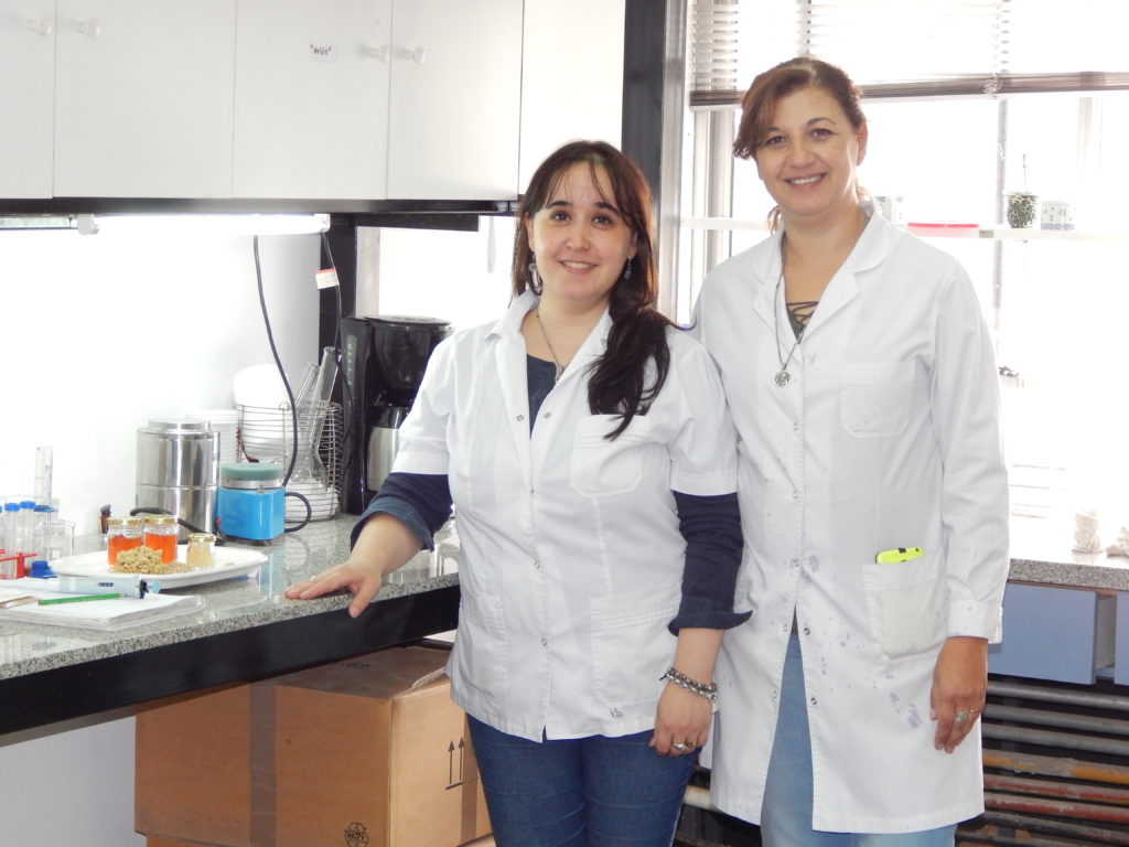 Dra. María Paula Fabani (izq.) y Dra. Sandra López.