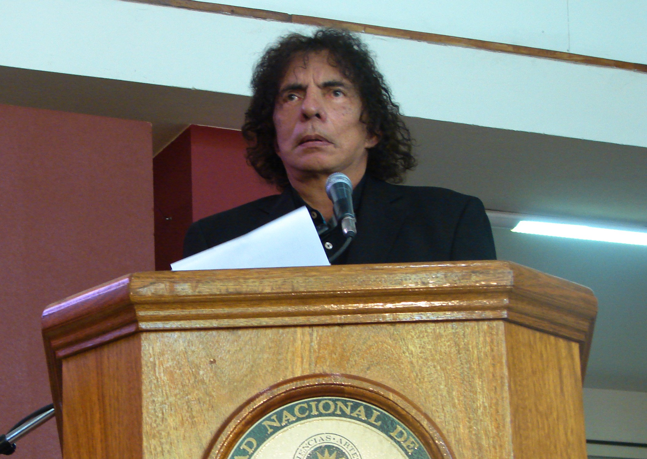 Alejandro Dolina en la UNSJ